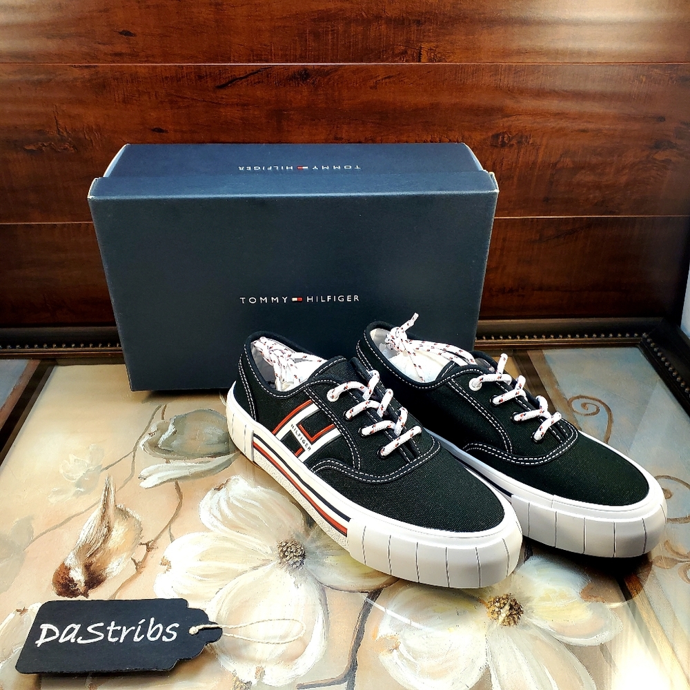 Tommy Hilfiger Cute & Comfy Platform Shoes Size8.5
